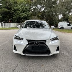 Lexus 2018 Is 300 