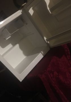 Mini fridge