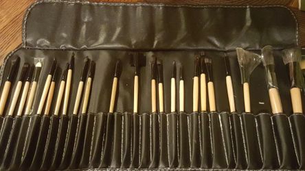 makeup brushes