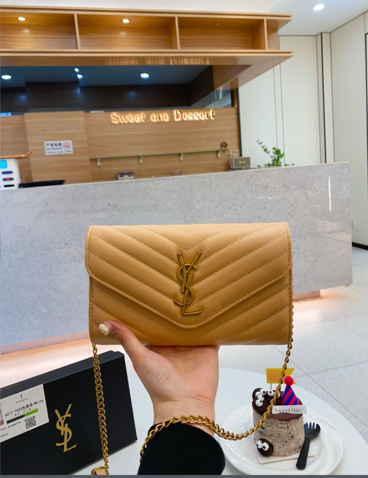 SALE!!! Womens Bags All Styles And Brand Available