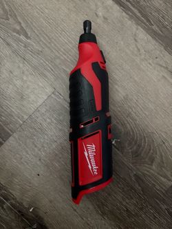 Milwaukee M12 Rotary Tool