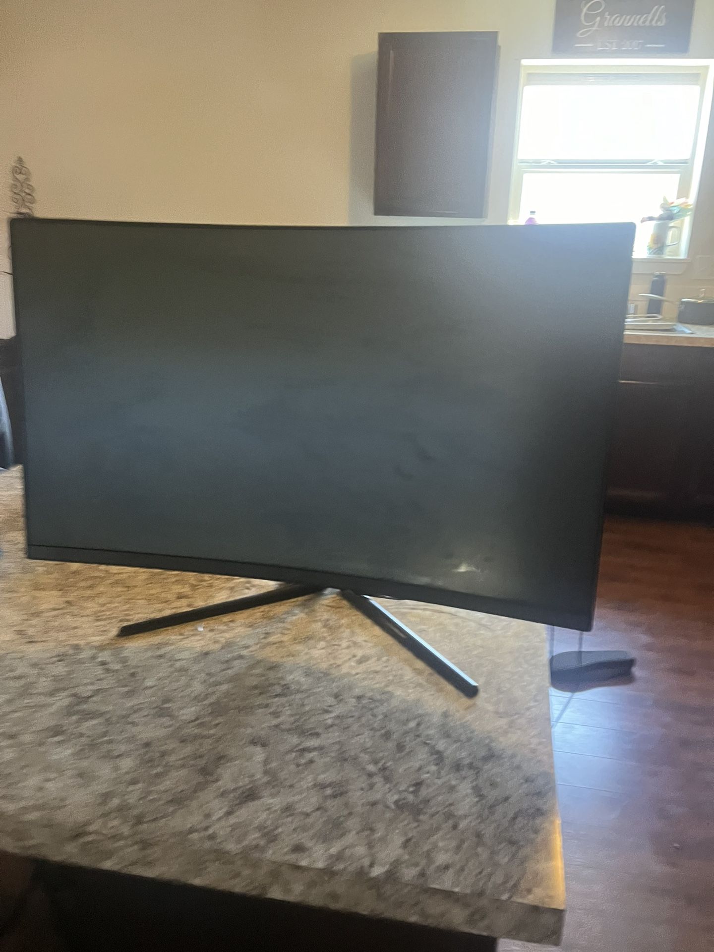 Monitor - 60fps -24 Inch -Curved