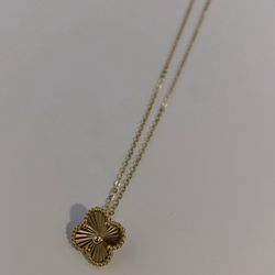 14k Gold Clover Necklace