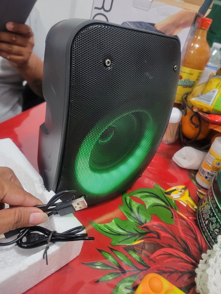 Rgb Light Bluetooth Speaker 