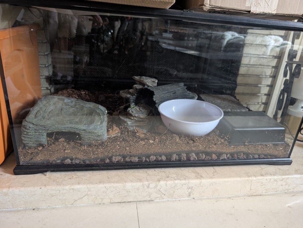 Front Opening Tank, 40 Gallon 