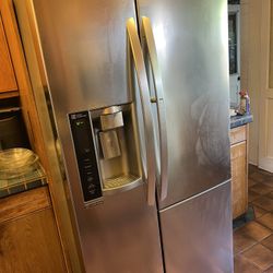 LG 26” Side-by-Side Refrigerator 