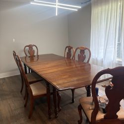Dining Table & 6 Chairs - 5 Removable Panels