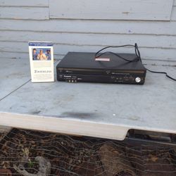 Clavic. Panasonic. DVD. Caset CD. Caphy