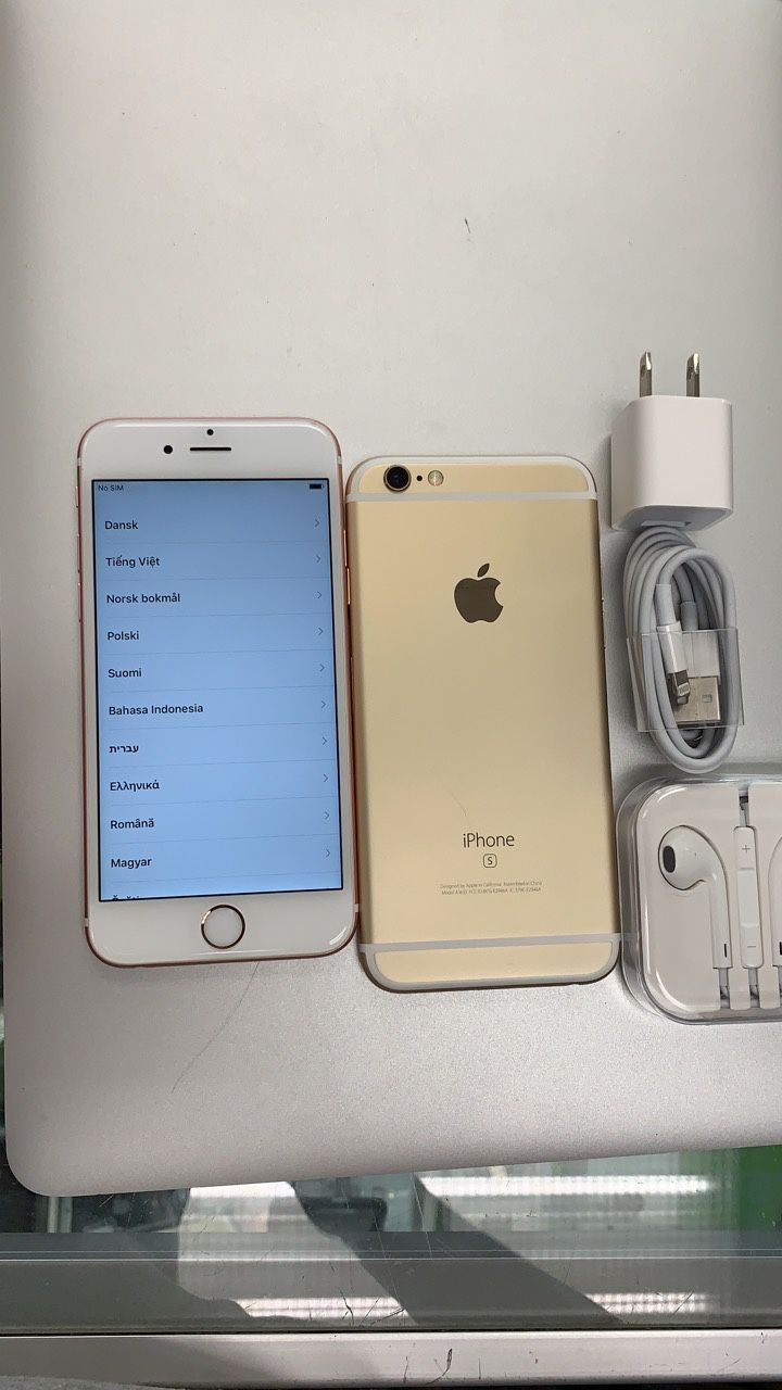 Factory Unlocked Apple iPhone 6s , Sold with warranty 