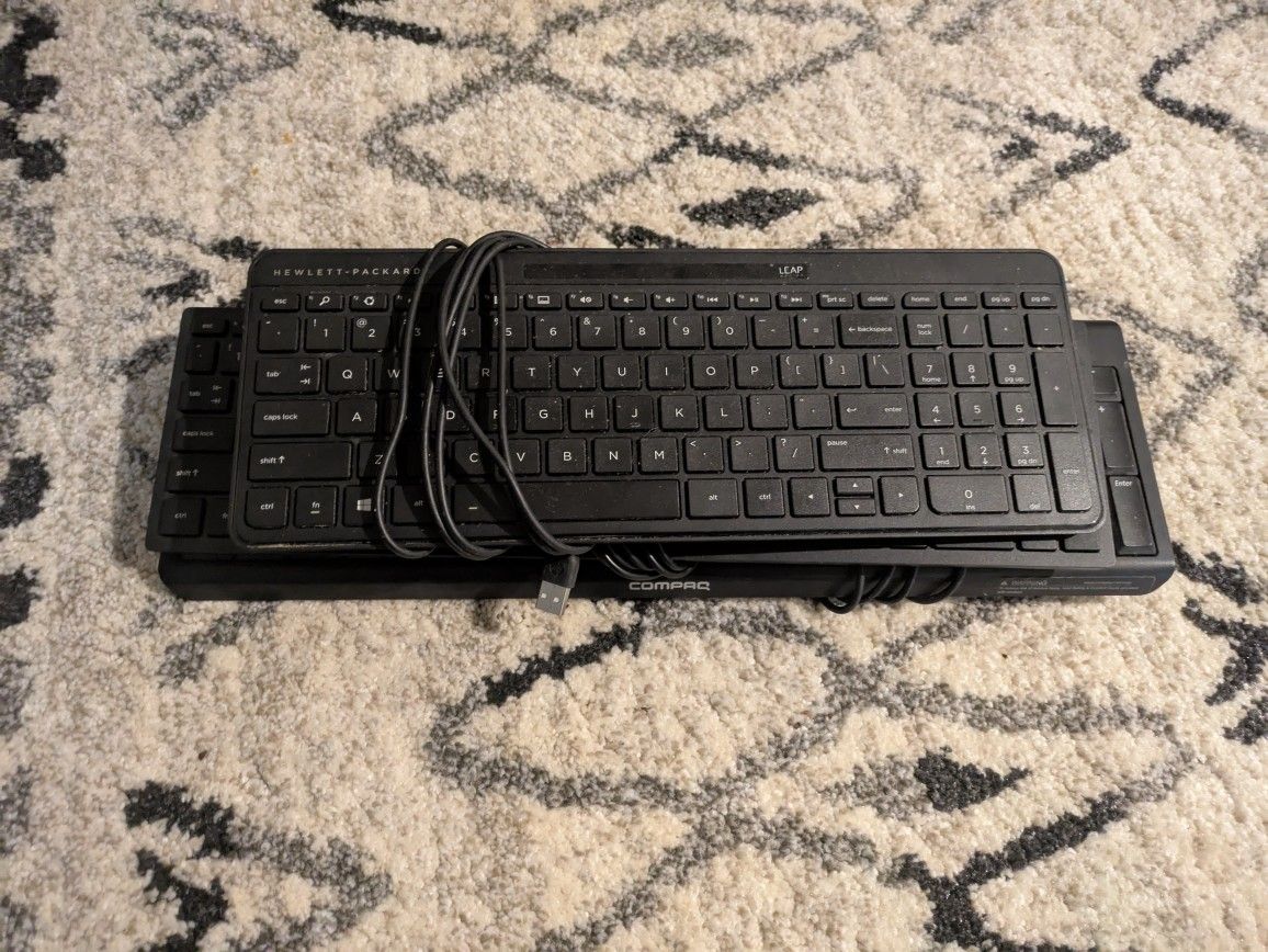 Computer Keyboards (1 Compaq & 2 HP)