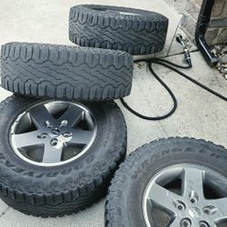 Jeep wrangler rims and tire
17 inches 
LT285/70R17
 $200 for all 4 tires