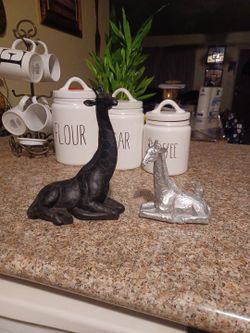 Set OF 2 Griffiths