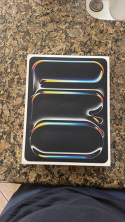 256 gb iPad Pro 13-inch (M5) Wi-Fi + Cellular