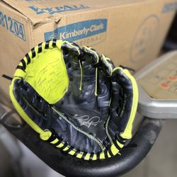 9 Inch T-Ball Glove