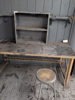 Heavy Duty Workbench with Power Strip