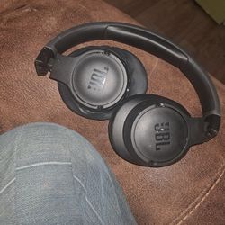 JBzl Headphones