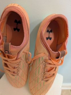Under Armour Soccer Cleats 6y Peach and Green