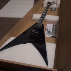 Brand New Jackson JS 32 King V Guitar 