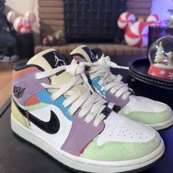 Jordan 1 Mid Women