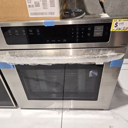 Brand NEW - LG 30 " CONVECTION WALL OVEN IN STAINLESS STEEL