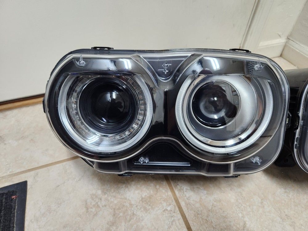 20152021 DODGE CHALLENGER LT LEFT SIDE HEADLIGHT XENON HID OEM PART(contact info removed)7AD