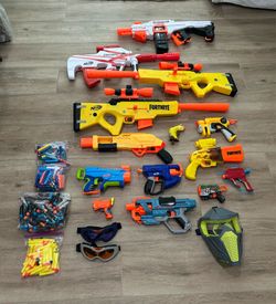 Nerf Gun Mega Bundle, 14 Nerf Guns, 2 Goggles, Facemask, & Lots of Ammo