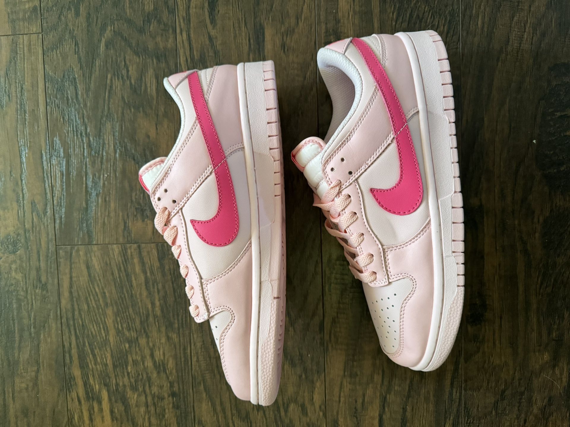 Pink Nike Dunk 