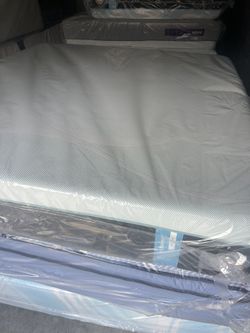 King Tempurpedic Breeze Set