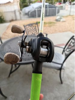 Bait caster combo