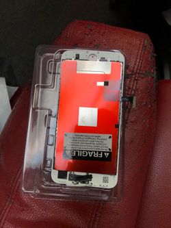 iPhone 8 Plus LCDs