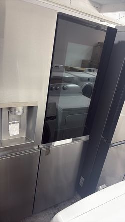 LG InstaView Side By Side Refrigerator