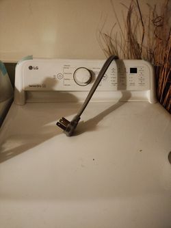 Electric Dryer, Never Used, Brand New $450