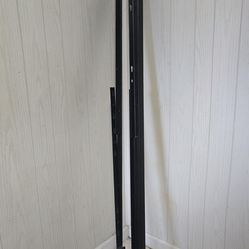 Full/Queen steel bed frame. Stationary feet