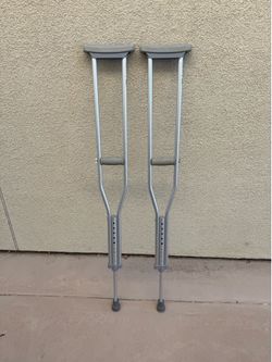 Medline Crutches