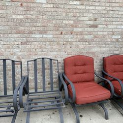4 Outdoor Chairs