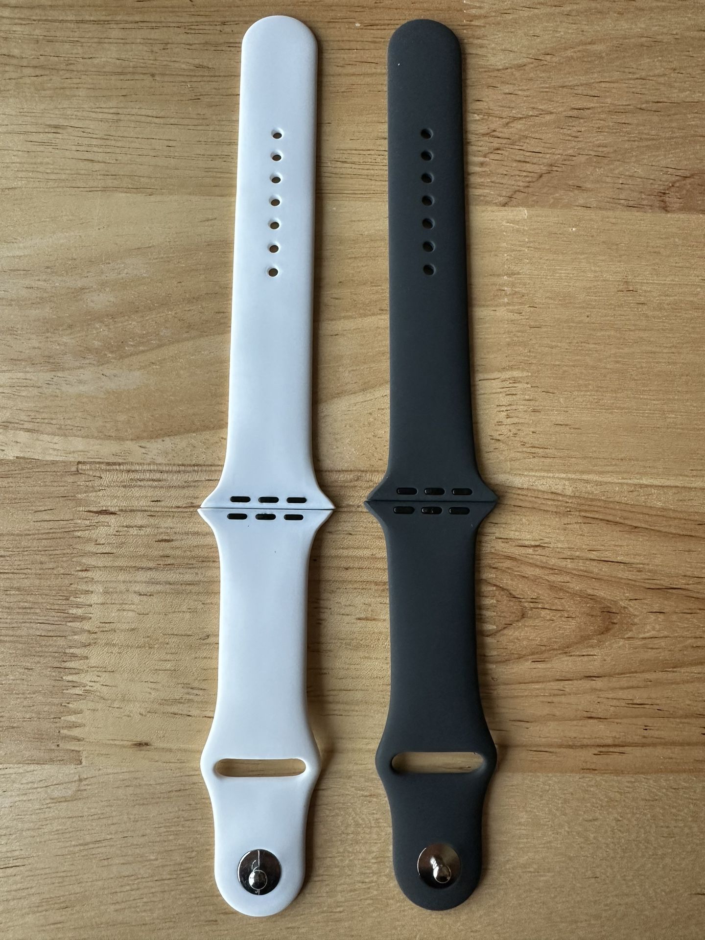Black And White Sports Bands M/ L For Apple Watch 41 42 43 44 45 MM