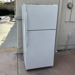 Working Fridge / Freezer