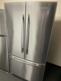 Jenn-Air 3-Door French Door Fridge in Stainless Steel. Clean, EnergyStar, IceMaker.