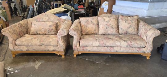 Free free couch