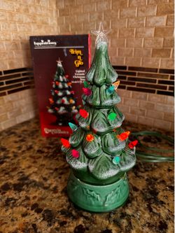 Vintage Marcia Ceramic Lighted Christmas Tree Inspirations Trim n Glo CTL-10 BOX