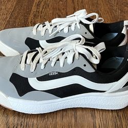 VANS ULTRA RANGE EXO SHOES