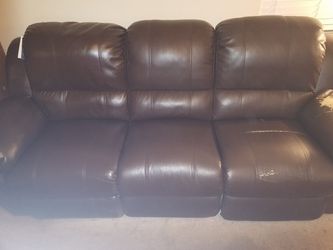 Leggatt & Platt 3 Seat Bonded Leather Power Reclining Couch
