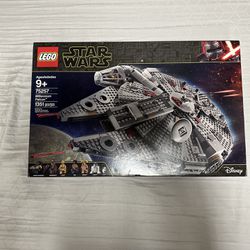 LEGO Star Wars: Millennium Falcon (75257)