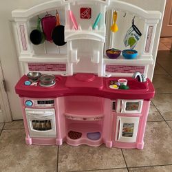 Step 2 Kitchen And items