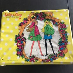 Vintage 1966 Barbie Doll Set In Original Case