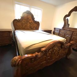 High End Unen Bedroom Set 