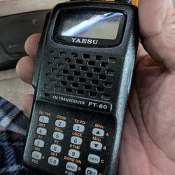 Yaesu Ft-60