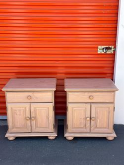 Night Stands (2)