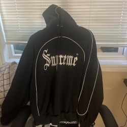 Supreme sweater