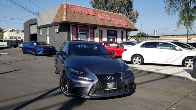 2016 Lexus IS